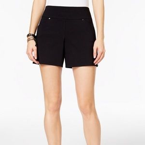NWT INC Curvy Pull on Shorts Black Size 10